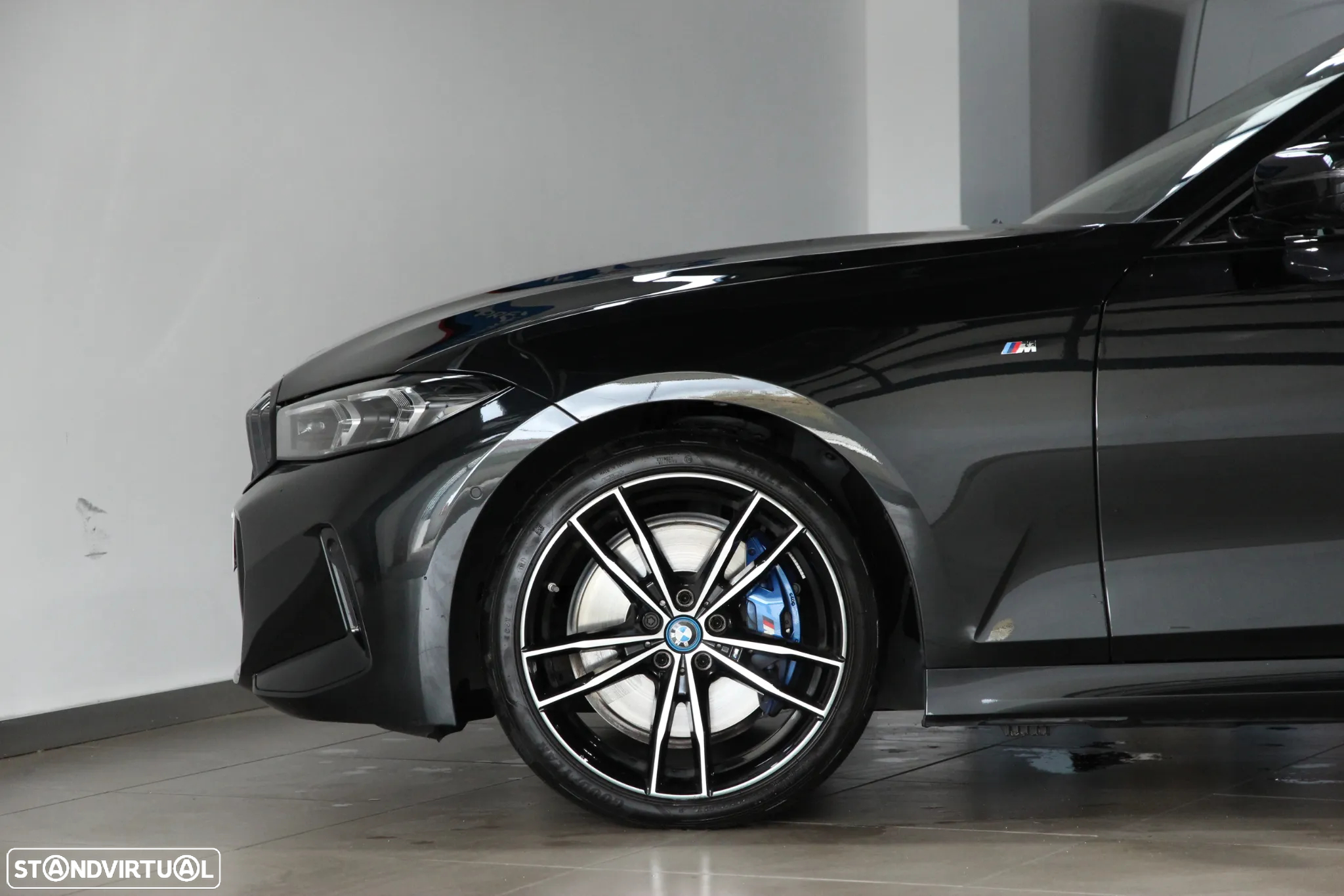 BMW 320 d Touring Pack Desportivo M Auto - 8