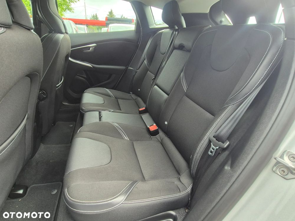 Volvo V40 D2 Drive-E SCR Dynamic Edition - 29
