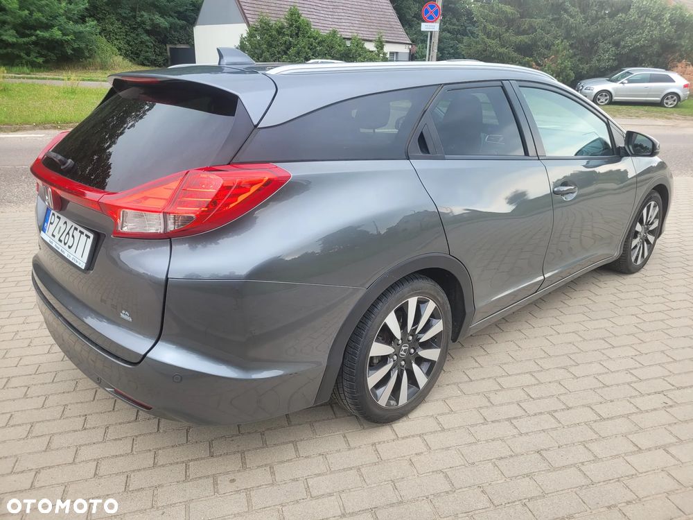 Honda Civic 1.8 i-VTEC Automatik Executive - 9