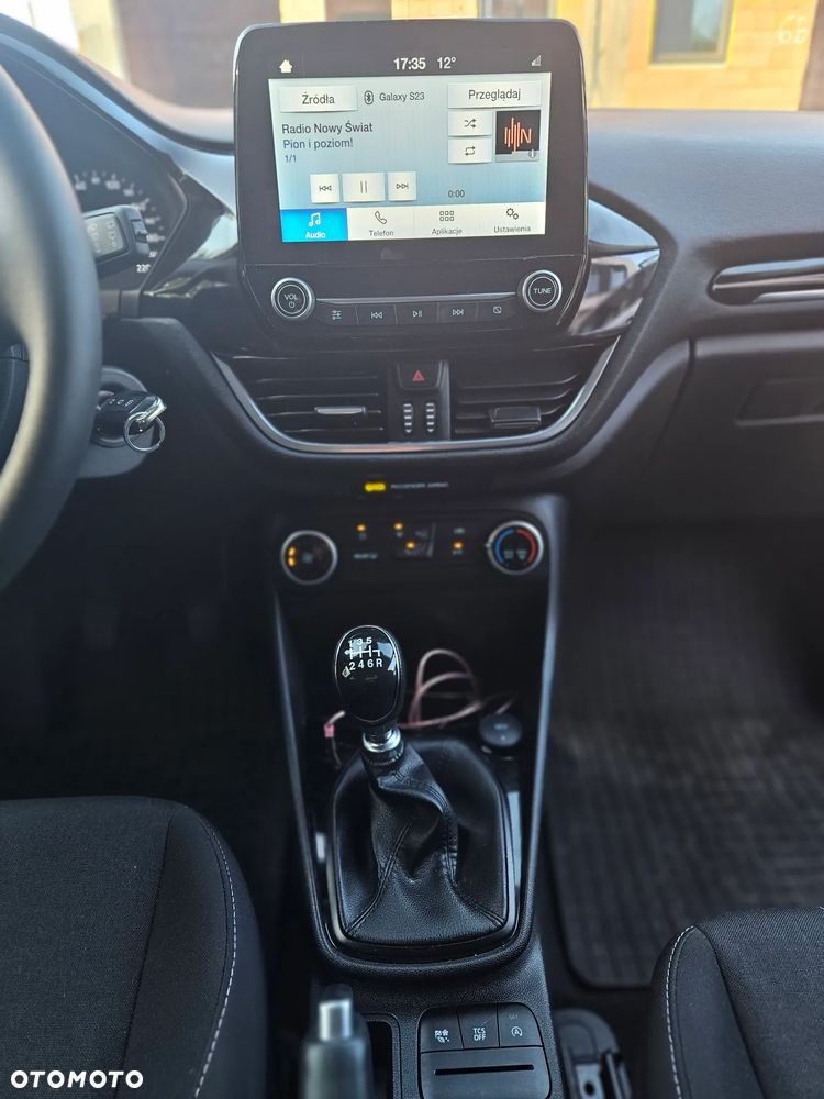 Ford Fiesta - 10