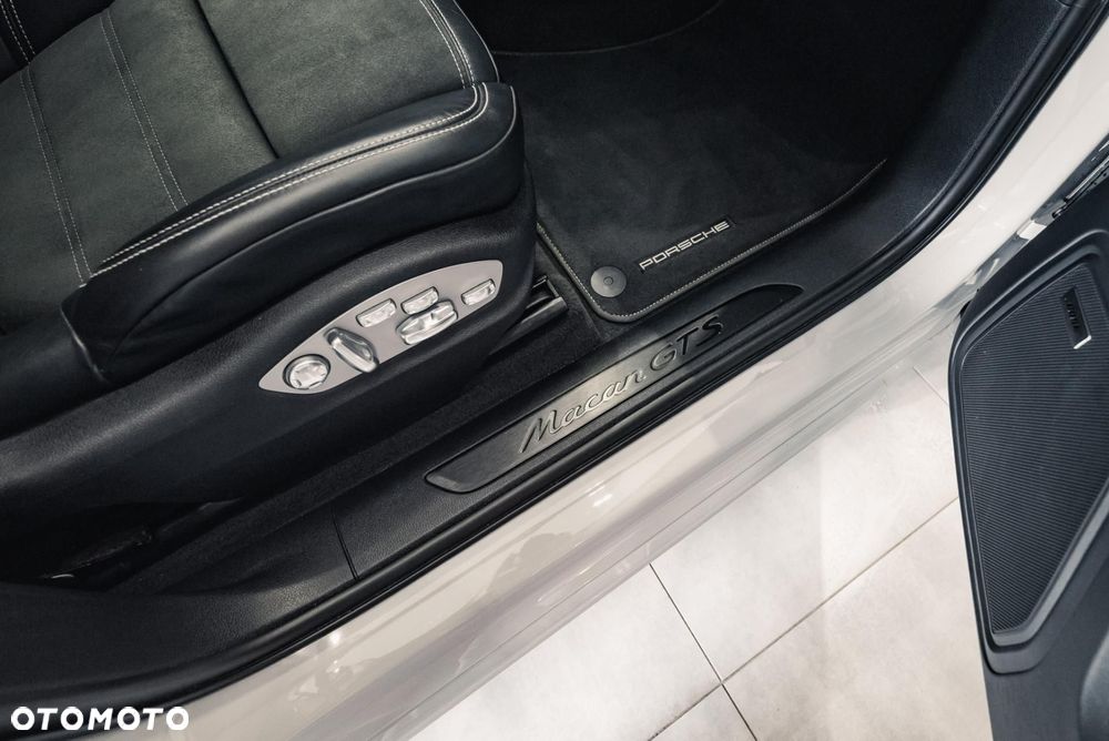 Porsche Macan GTS - 29