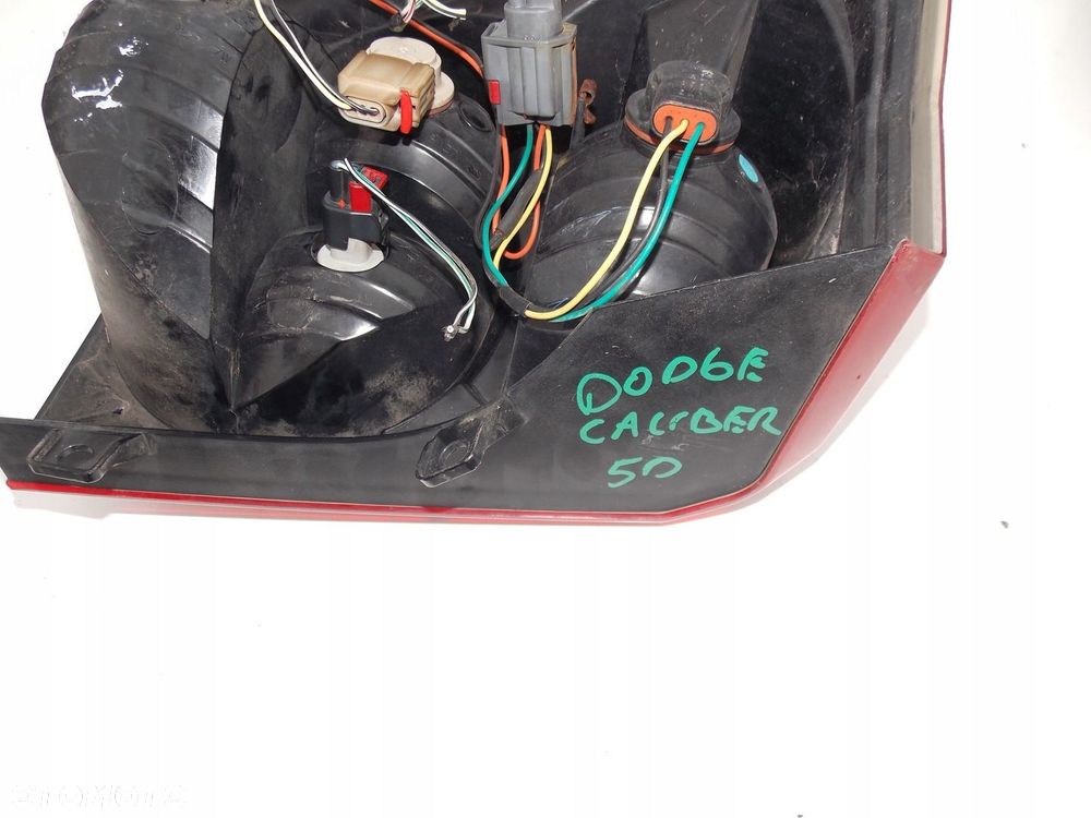 lampa tył tylna dodge caliber prawa - 7