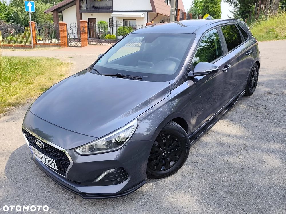 Hyundai i30 1.4 Premium - 1