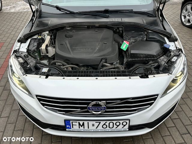 Volvo V60 D4 Geartronic Summum - 15