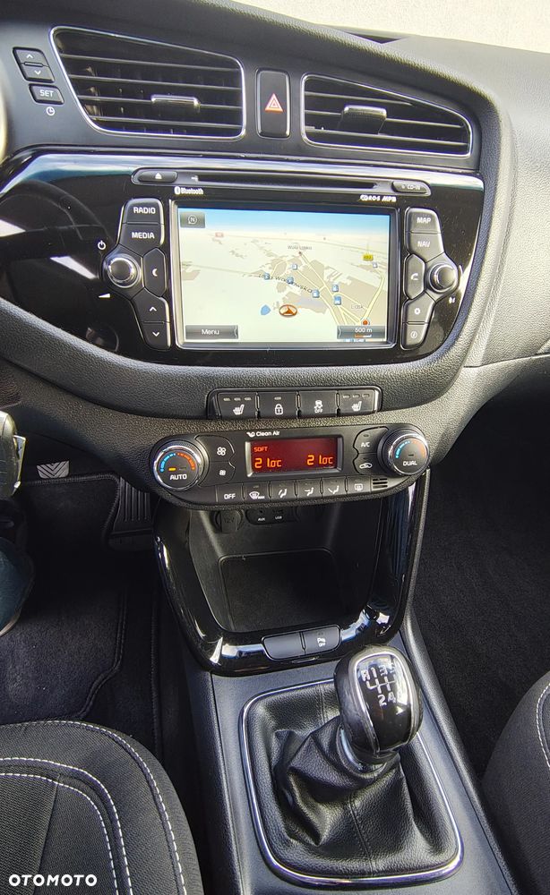 Kia Ceed 1.6 GDI Platinum Edition - 17