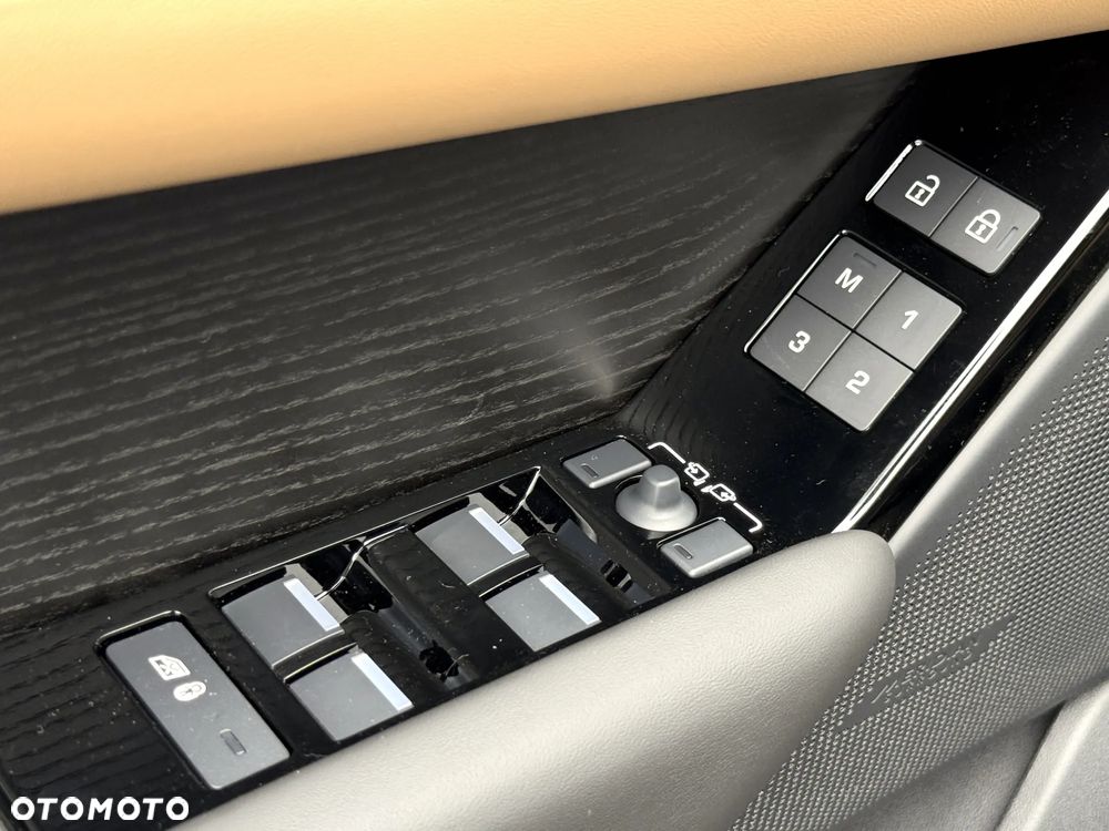 Land Rover Range Rover Velar P400 Autobiography - 17