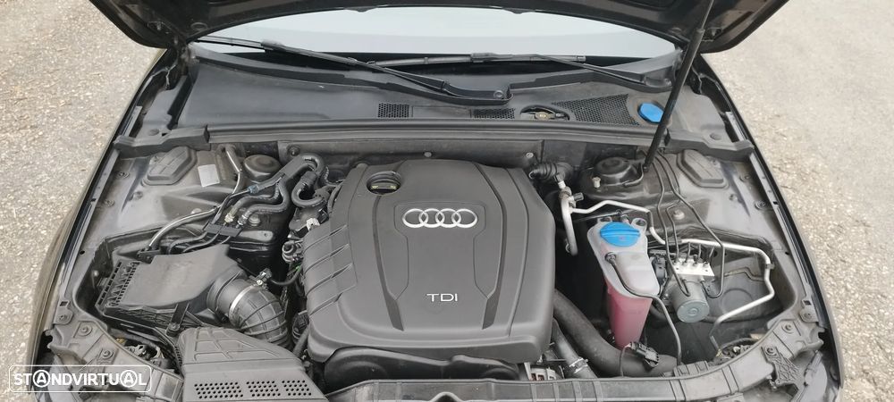 Audi A4 Avant 2.0 TDI Business Line S-line - 6