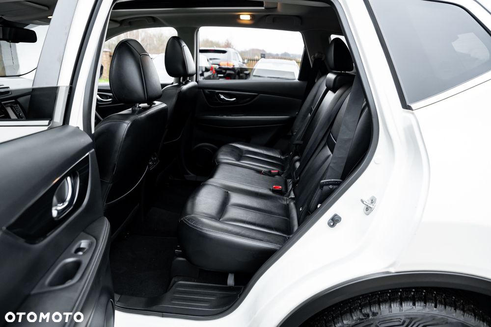 Nissan X-Trail 2.0 dCi ALL-MODE 4x4i Xtronic Tekna - 18