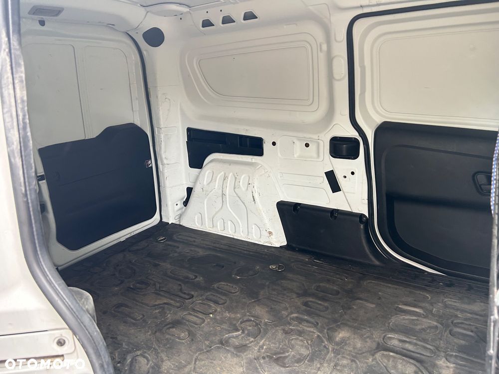 RAM Promaster City - 26