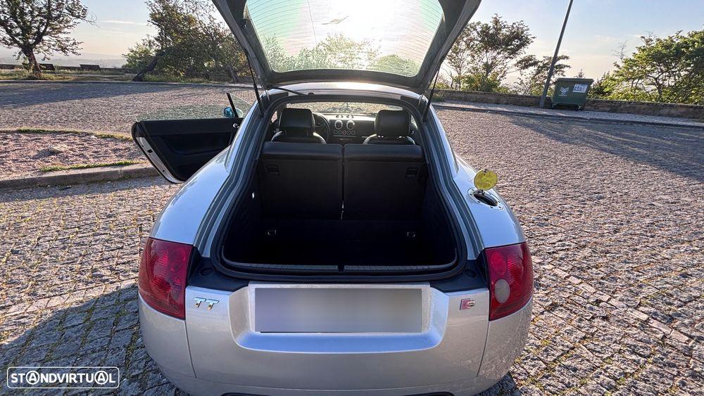 Audi TT Coupé 1.8 T S-line - 11