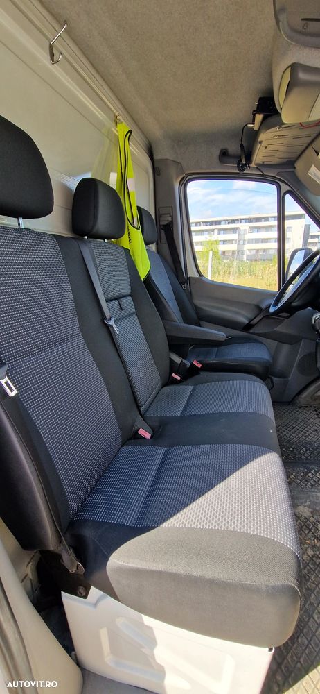 Mercedes-Benz Sprinter - 8