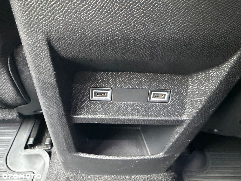 Peugeot 308 1.2 PureTech Allure Pack S&S EAT8 - 24