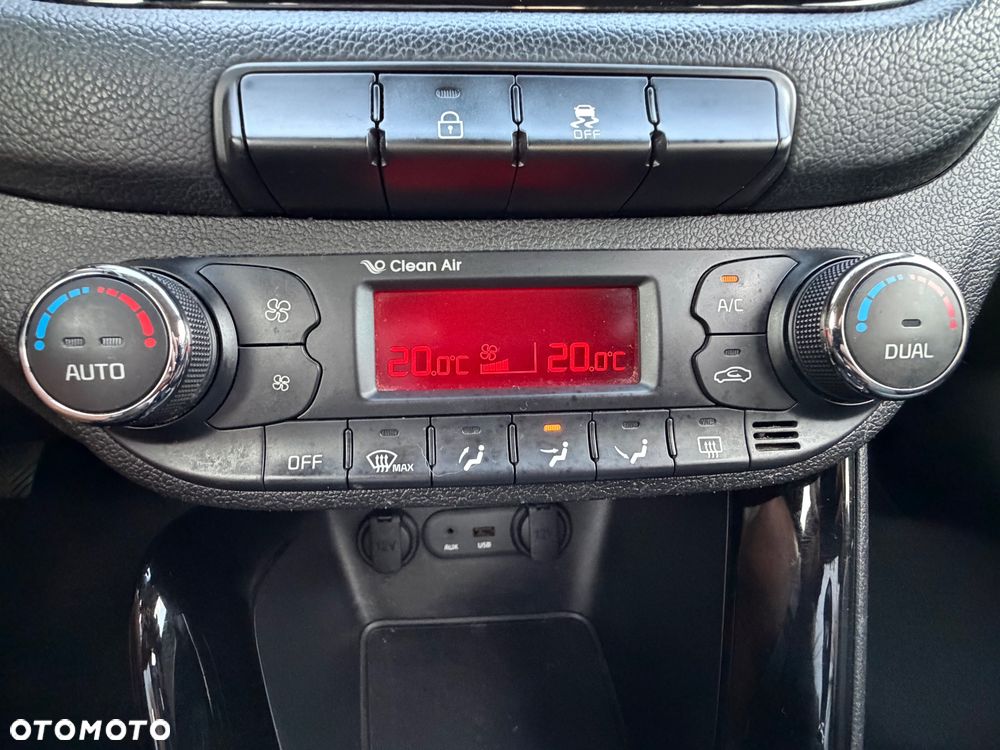 Kia Ceed 1.6 GDI Platinum Edition - 34