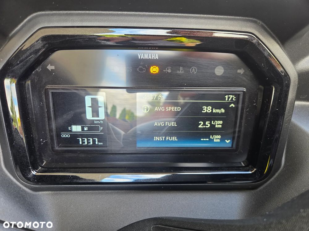 Yamaha X-max - 25