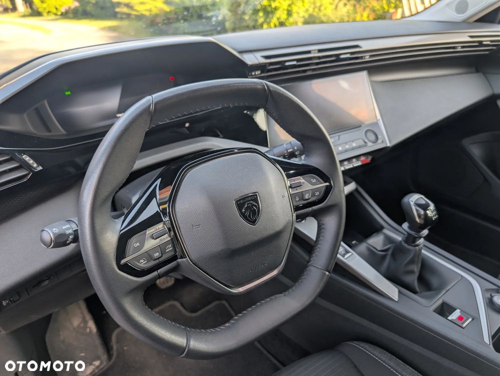 Peugeot 308 1.2 PureTech Active Pack S&S - 19