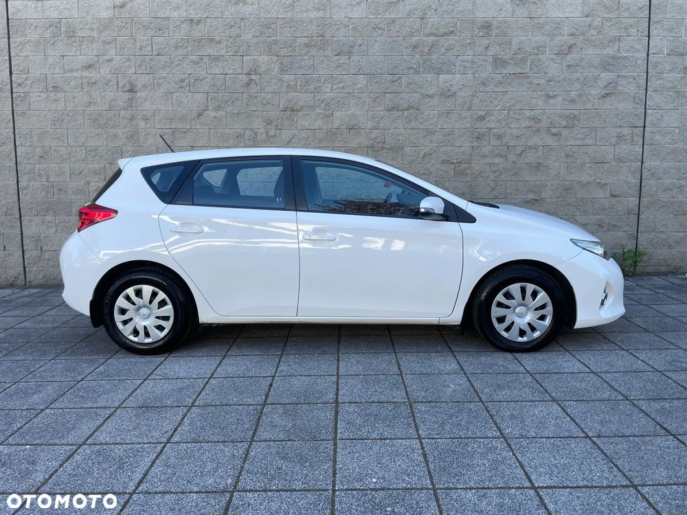 Toyota Auris 1.4 D-4D Dynamic - 6