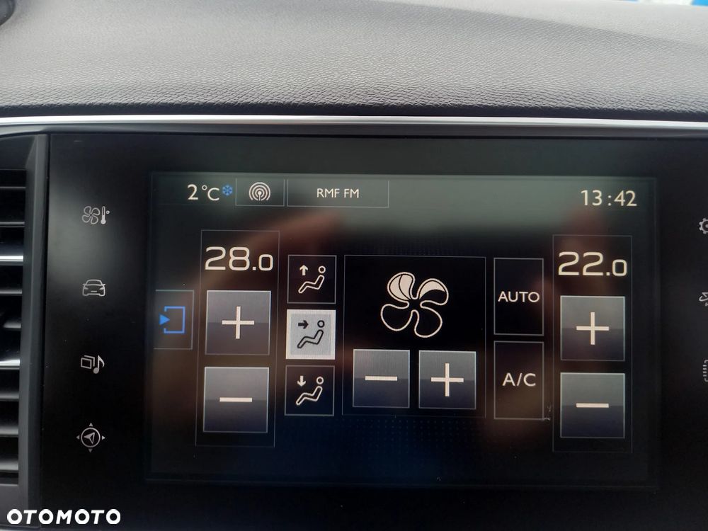 Peugeot 308 BlueHDi 150 EAT6 Stop & Start Allure - 28