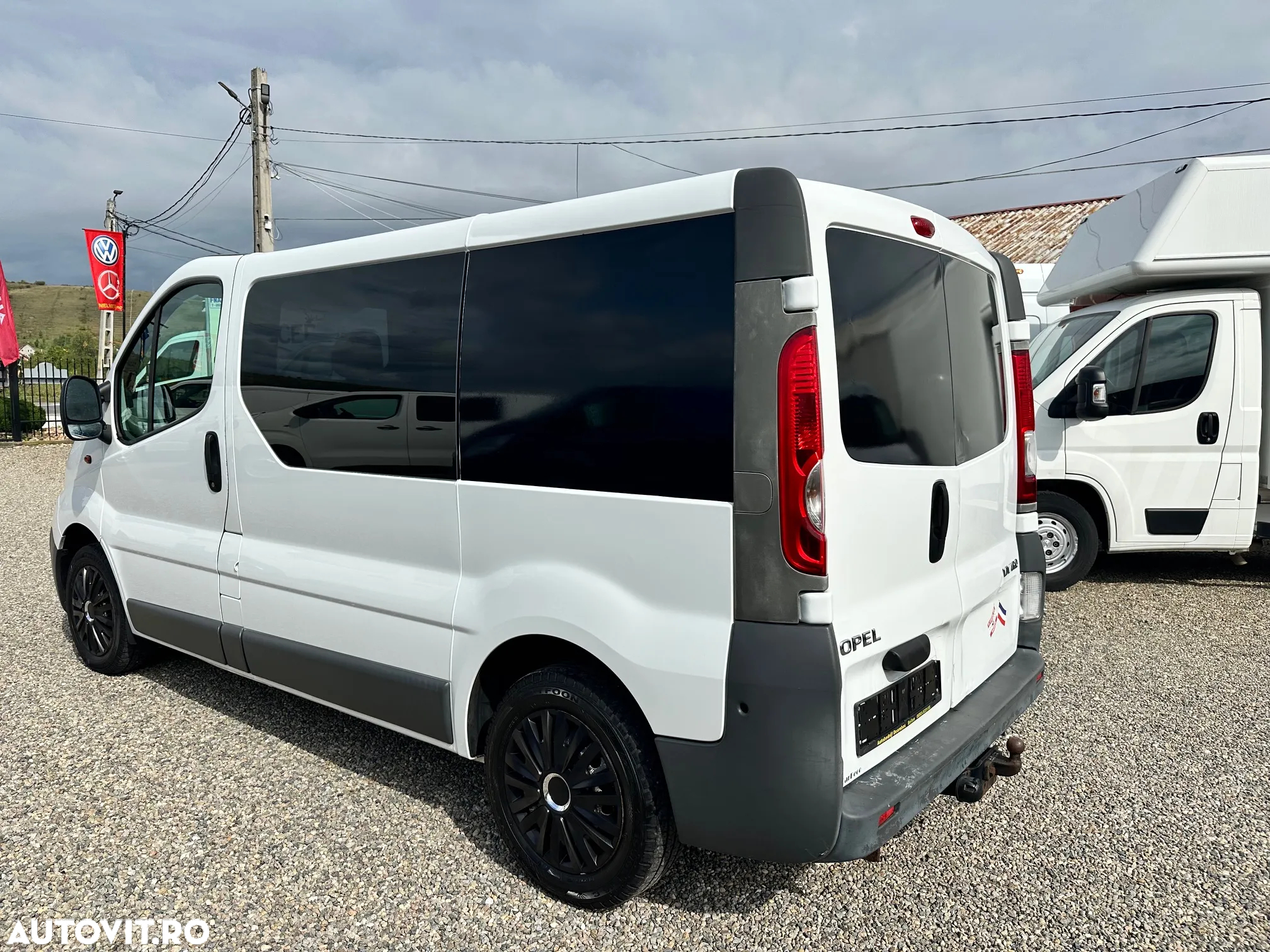 Opel VIVARO - 12