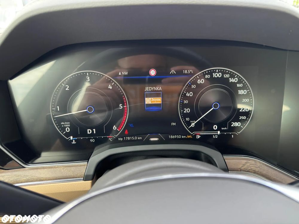 Volkswagen Touareg 3.0 V6 TDI SCR 4Mot - 2