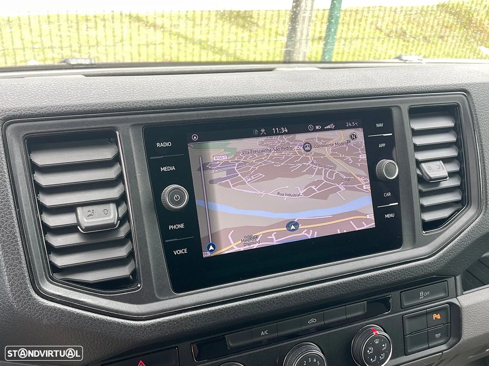 VW Crafter 2.0 TDI L3H3 IVA Dedutível - 25