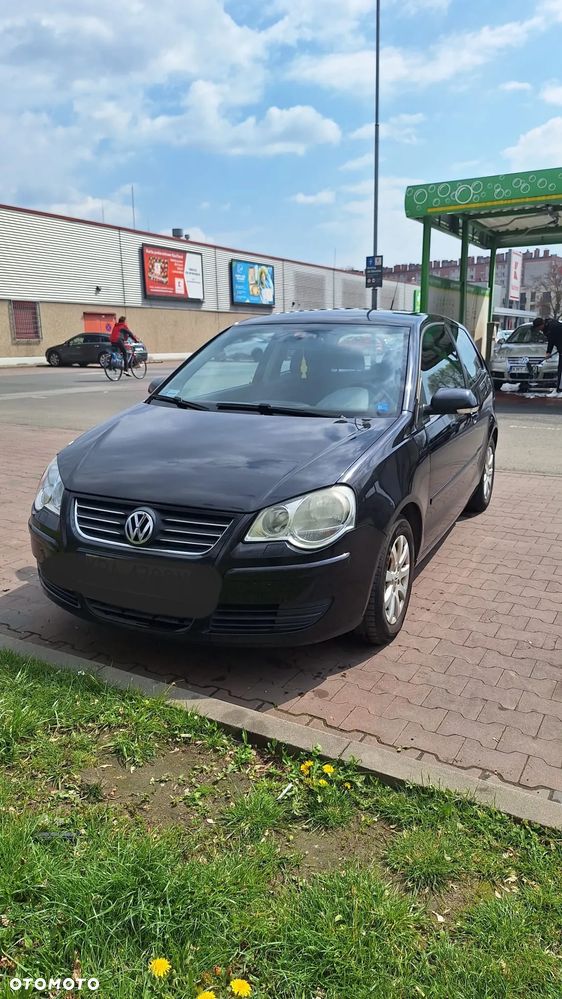 Volkswagen Polo 1.4 16V Comfortline - 2