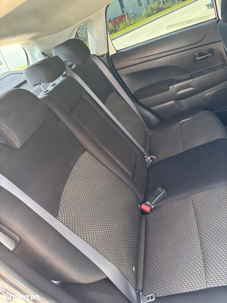 Mitsubishi ASX 1.8 DI-D 2WD Invite - 25