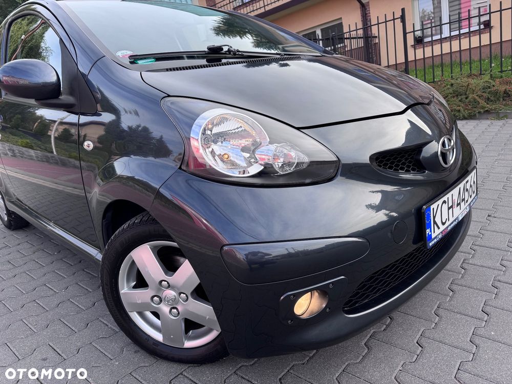 Toyota Aygo Connect - 5