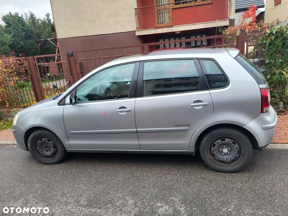 Volkswagen Polo - 2