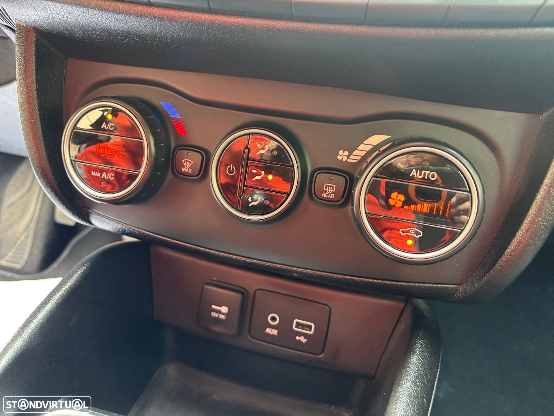 Fiat Tipo Station Wagon 1.3 M-Jet Lounge Tech - 9
