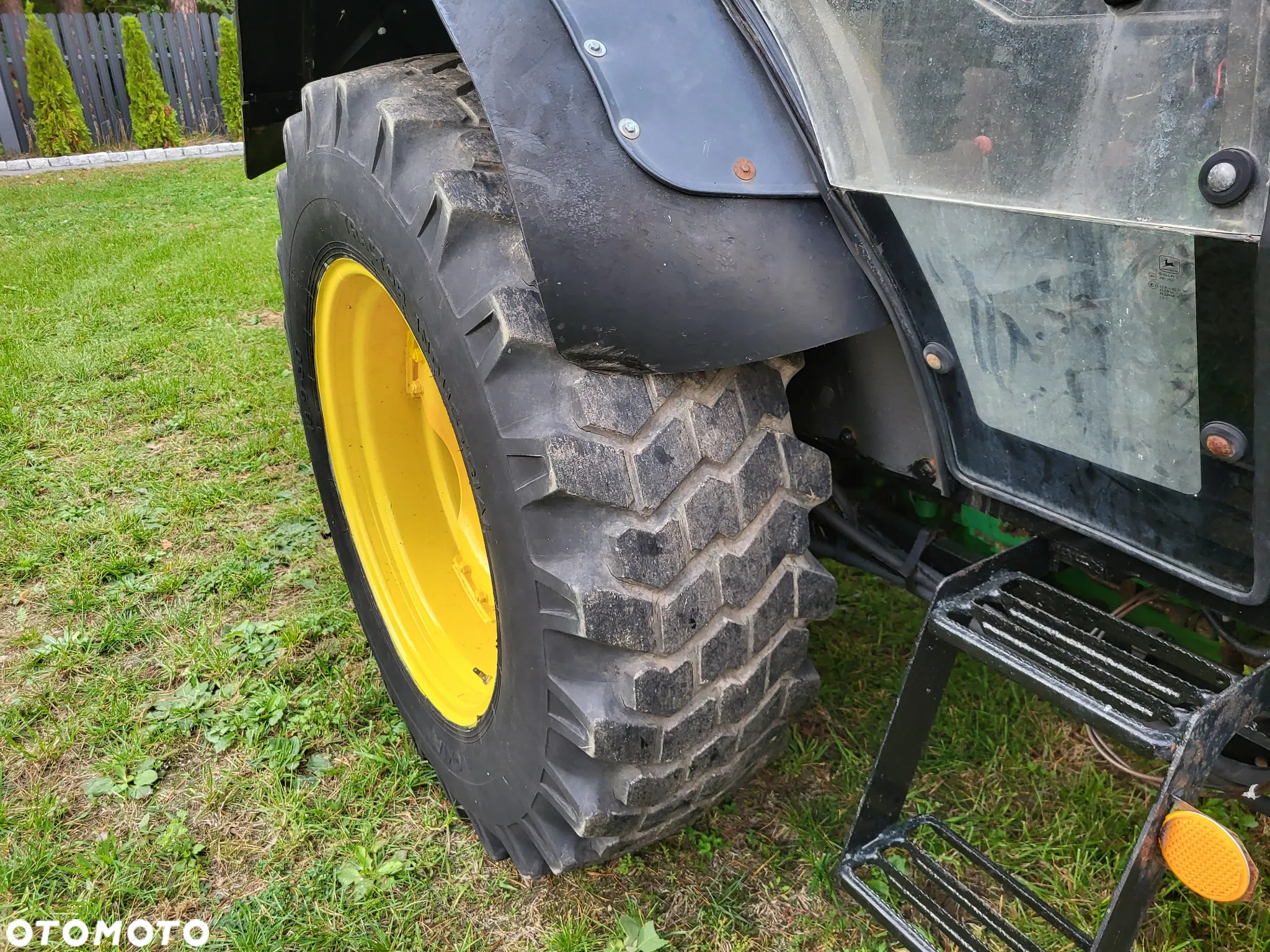 John Deere 1950 - 17
