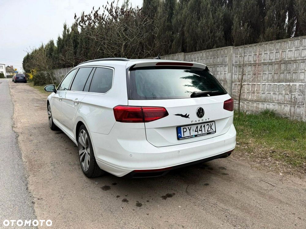 Volkswagen Passat 2.0 TDI SCR DSG Business - 16