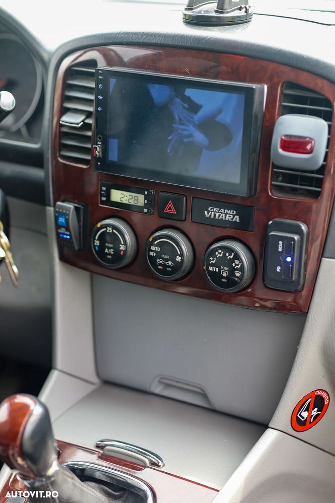 Suzuki Grand Vitara - 9