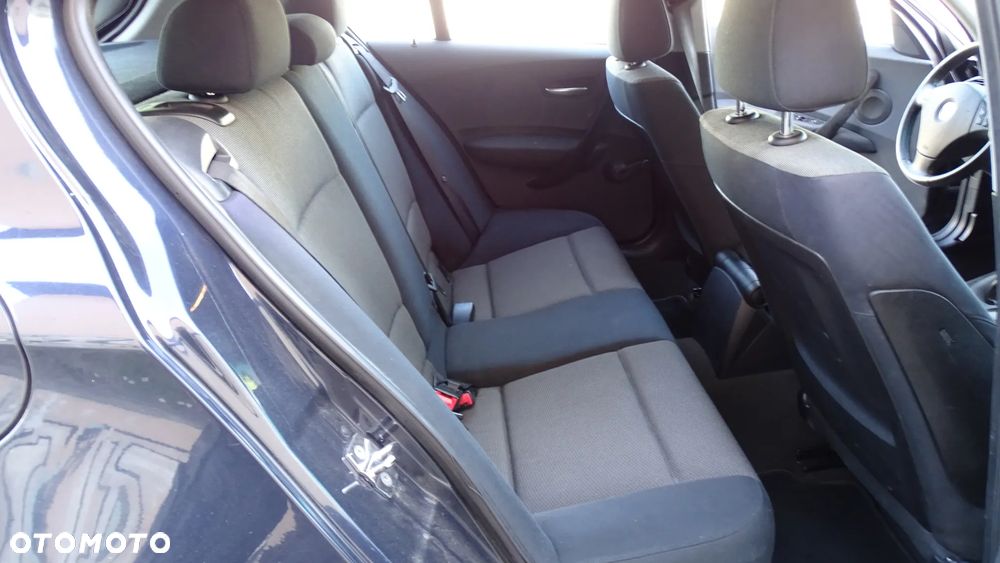 BMW Seria 1 116i - 16