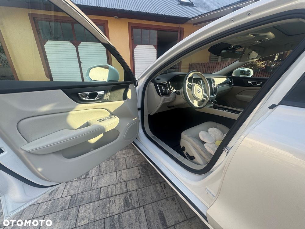 Volvo S60 T5 Momentum Pro - 6