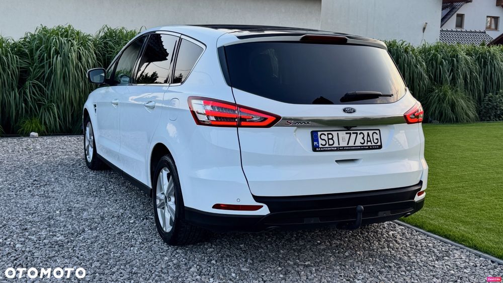 Ford S-Max 2.0 TDCi Titanium PowerShift - 8