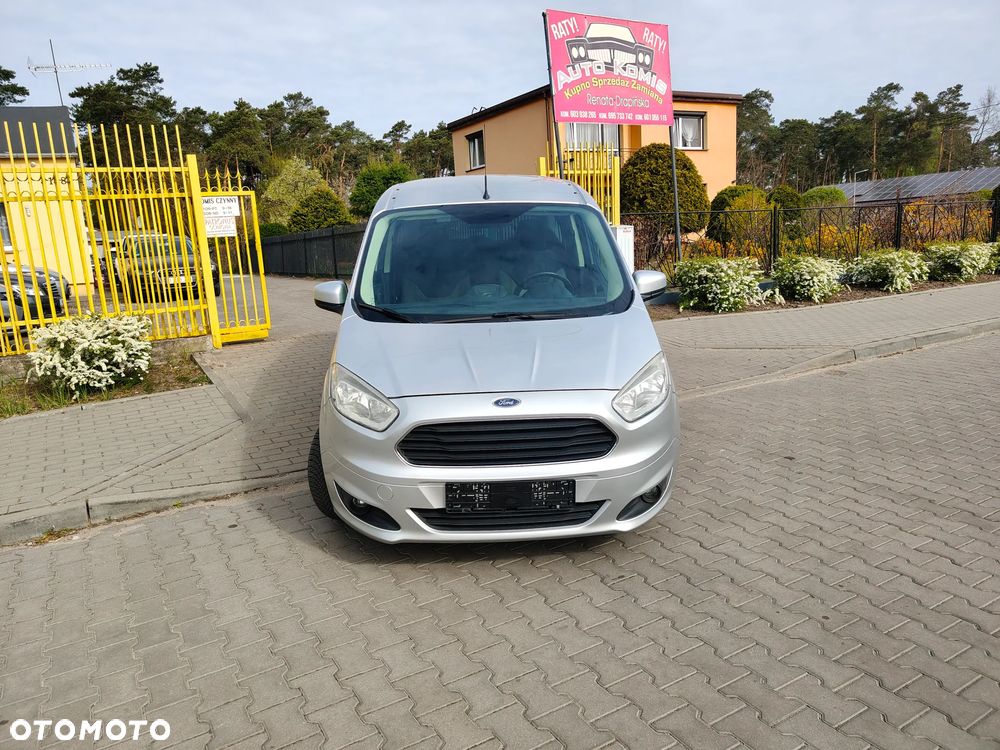 Ford Tourneo Courier 1.5 TDCi S&S Ambiente - 4
