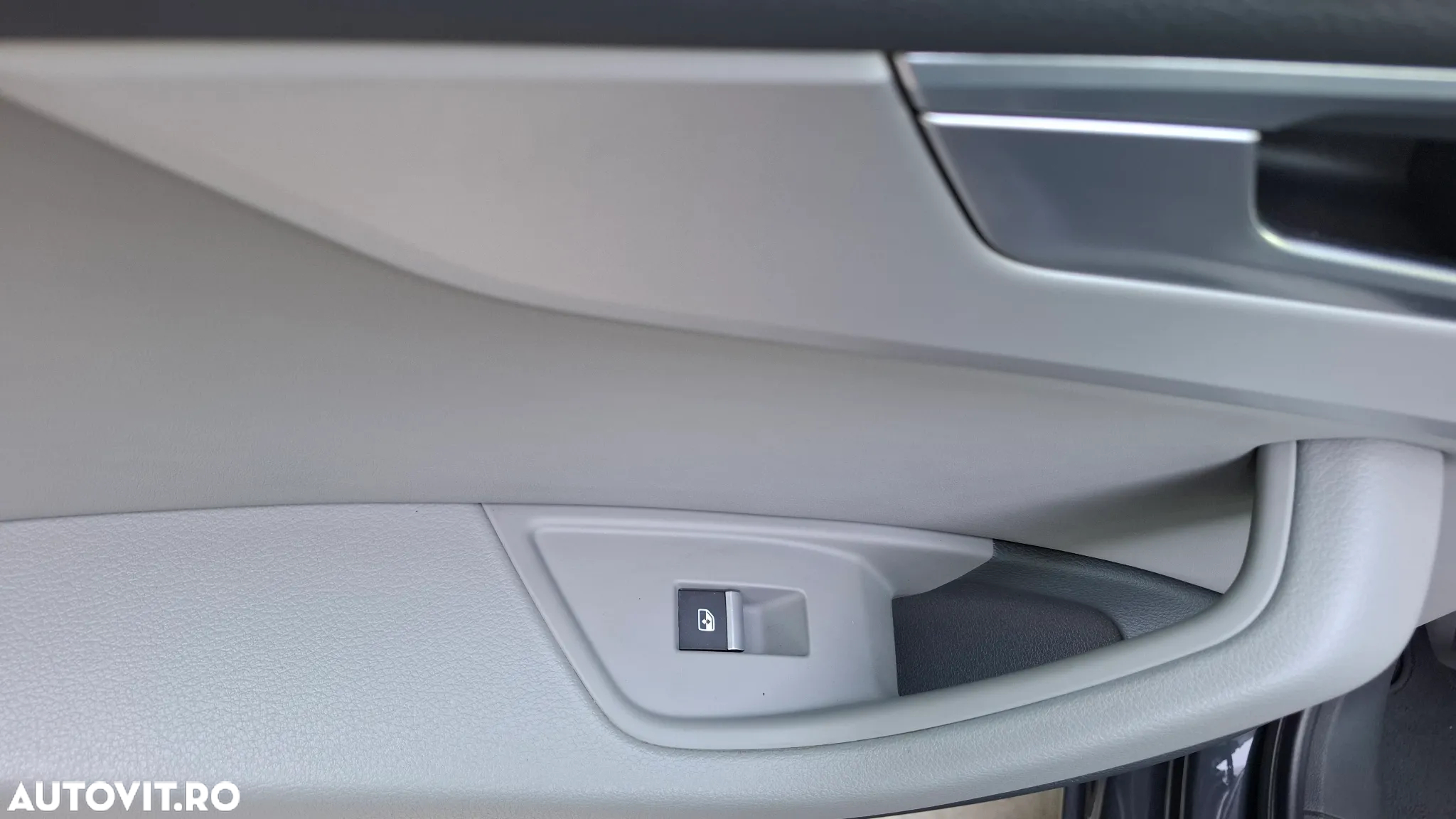 Audi A4 2.0 TDI DPF clean diesel multitronic Attraction - 25