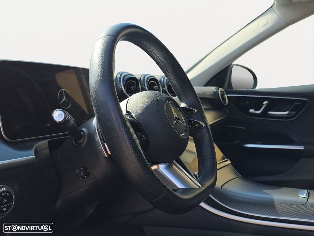 Mercedes-Benz C 300 - 11