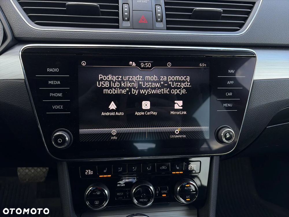 Skoda Superb 2.0 TDI SCR Ambition DSG - 18