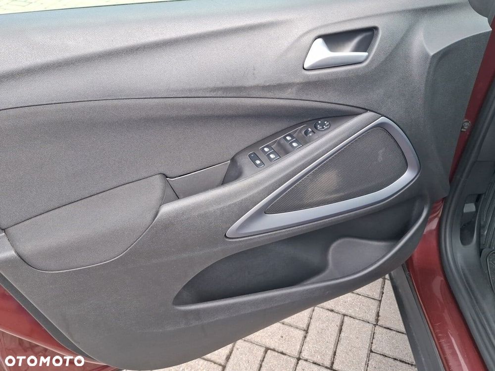 Opel Crossland X - 14