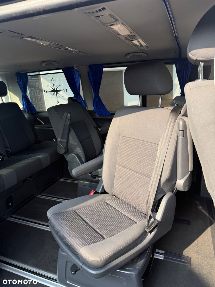 Volkswagen Multivan - 27