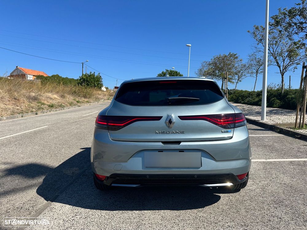 Renault Mégane 1.6 Plug-In Intens - 2