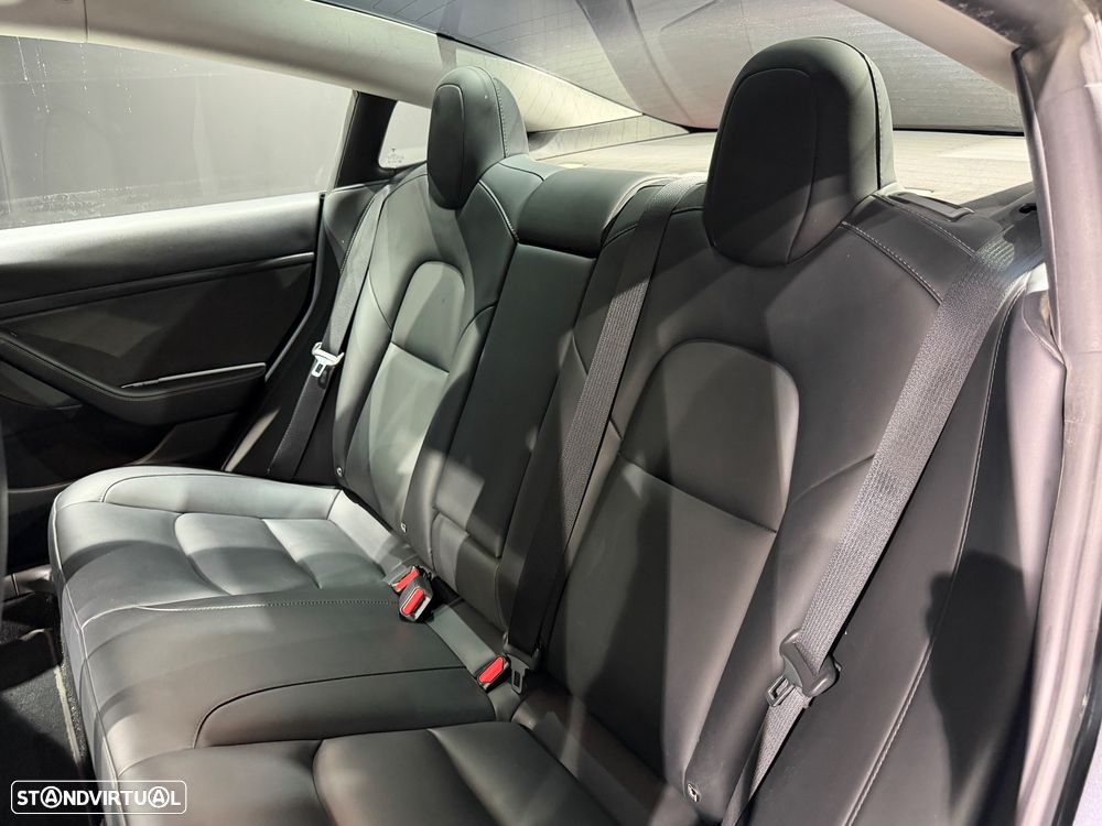 Tesla Model 3 Long-Range Dual Motor AWD - 49