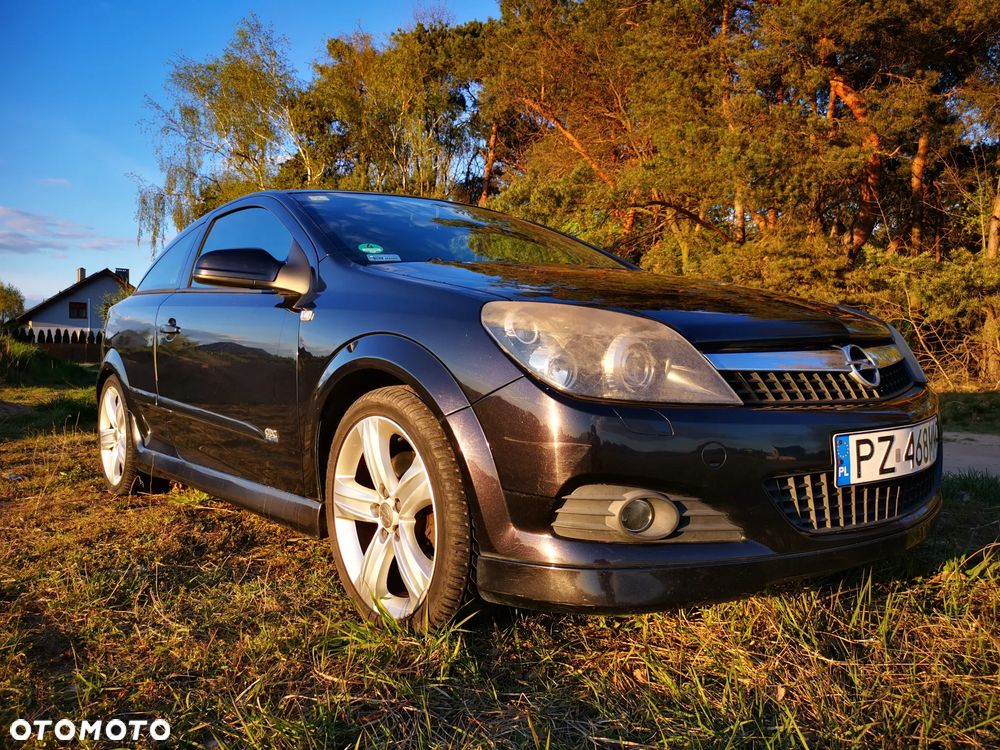 Opel Astra 1.6 Turbo Sport - 11