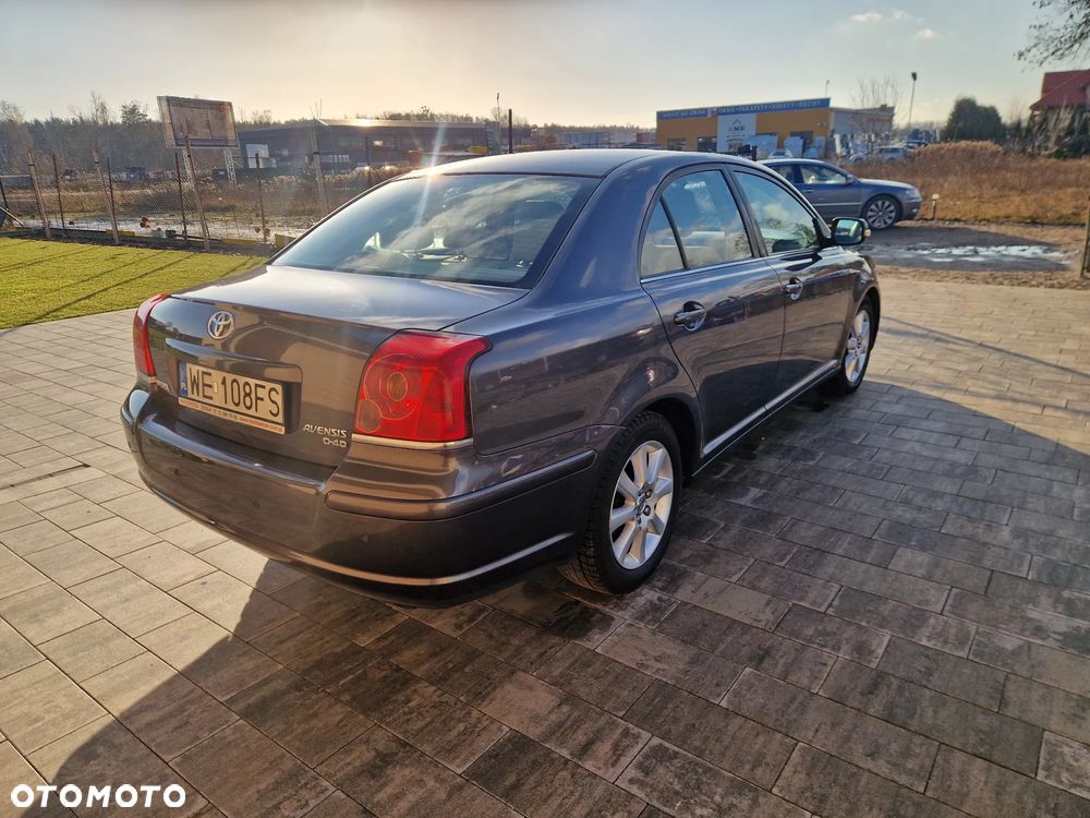 Toyota Avensis 2.0 D-4D Sol - 6