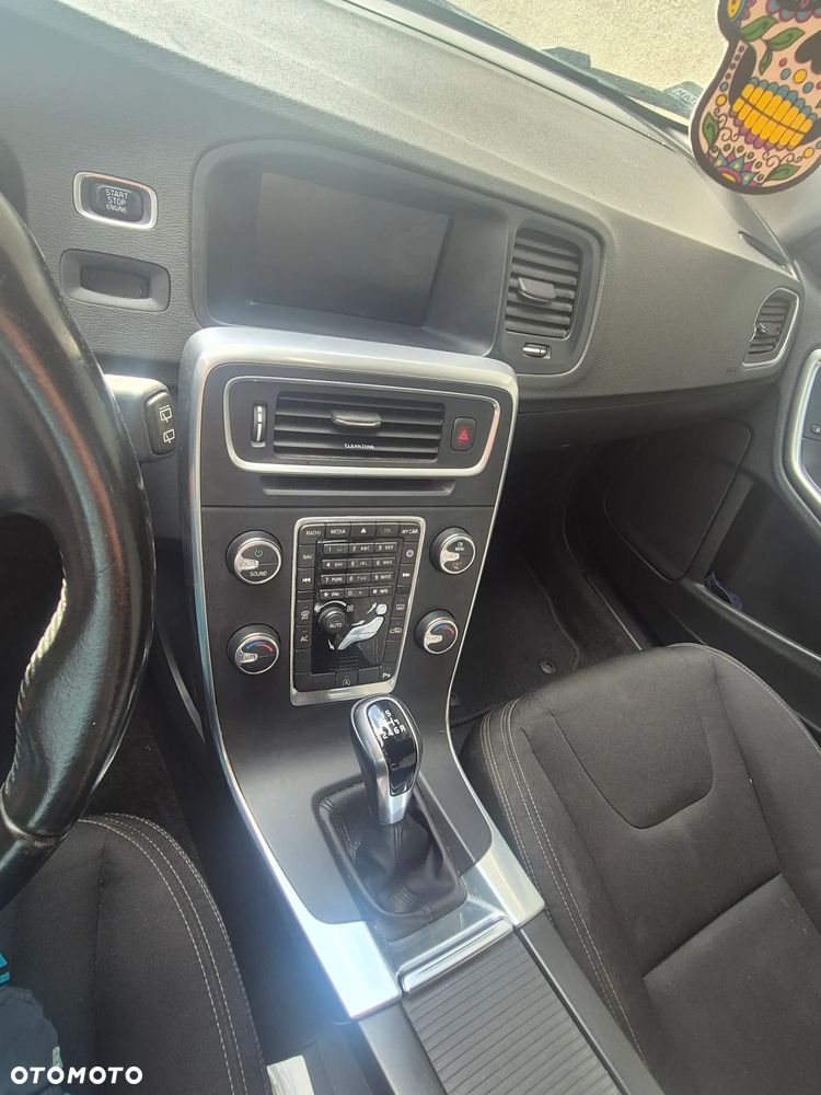 Volvo V60 D2 Drive-E Kinetic - 13