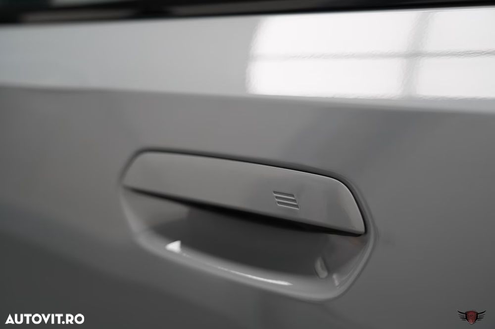 BMW Seria 5 520d xDrive Aut. - 31