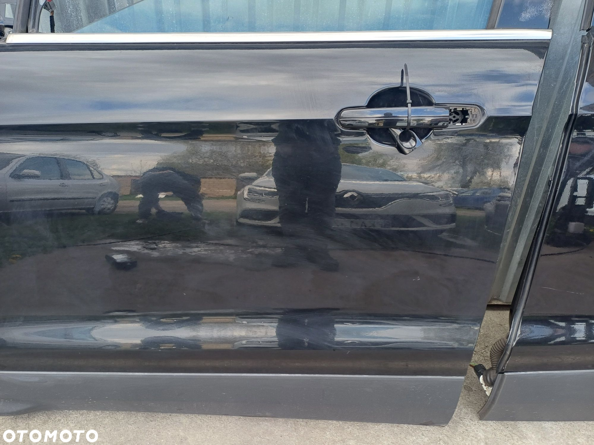 Drzwi Lewy przód i tył Ford Kuga Mk 2 kolor FD - czarny - 3