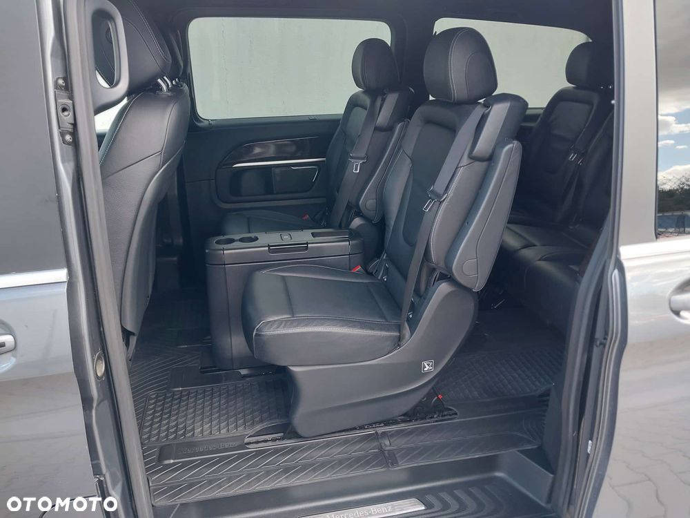 Mercedes-Benz Klasa V 250 (BlueTEC) d Avantgarde 7G-Tronic - 15