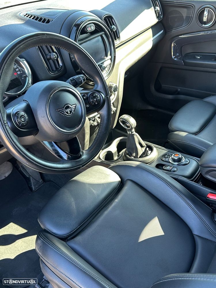 MINI Countryman - 16